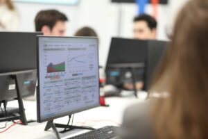 software house terbaik di Bali mengembangkan dashboard admin modern