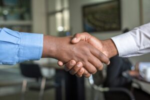 Transformasi digital perusahaan dengan dukungan teknologi informasi sebagai penggerak bisnis