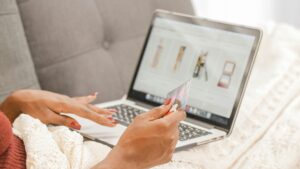 website untuk brand digital membangun kredibilitas brand