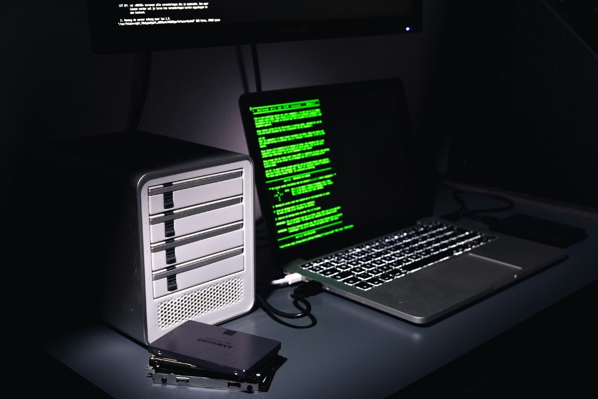 cara mengamankan website