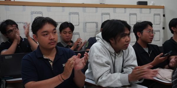 ULTIMATE! Fundamental Robotik Anak: Merakit Robot Mulai 200 Ribu