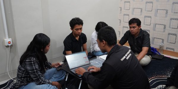 TERBAIK! Fasilitas SinTek: Pusat Pengembangan Skill Digital Terpadu di Indonesia