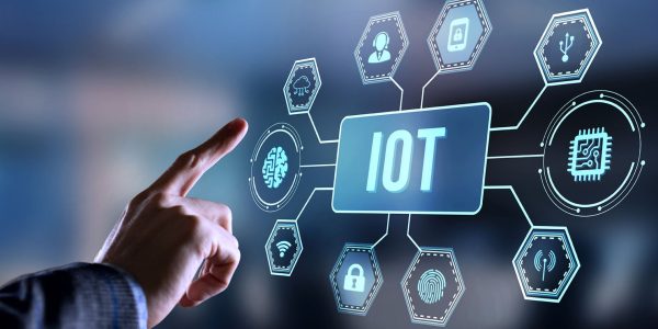 Revolusioner: Kunci Sukses Internet of Things (IoT) dalam Transformasi Smart City Bersama Sinar Teknologi Indonesia